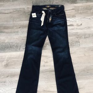 Blue Jeans The Sweet Jean Boot, contoured mid-rise